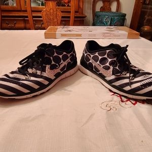 Womens nike free sneakers